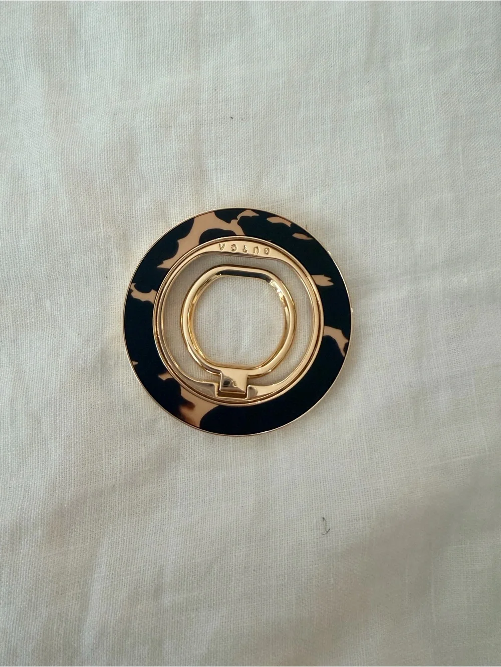 Burga Magnetic Ring Holder - Betty